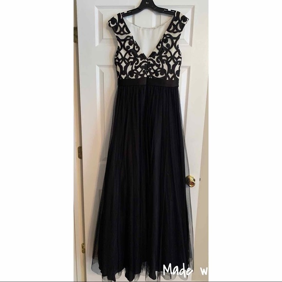Aidan Mattox Embroidered Mesh Gown, size 8 - Picture 4 of 5